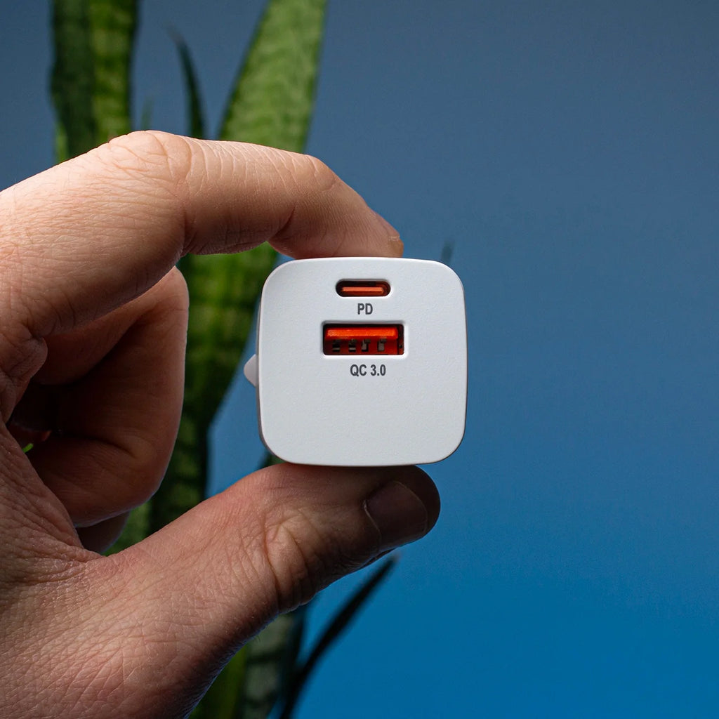 Carregador de Parede USB-C + USB-A 20W Wozinsky CMWCW Branco