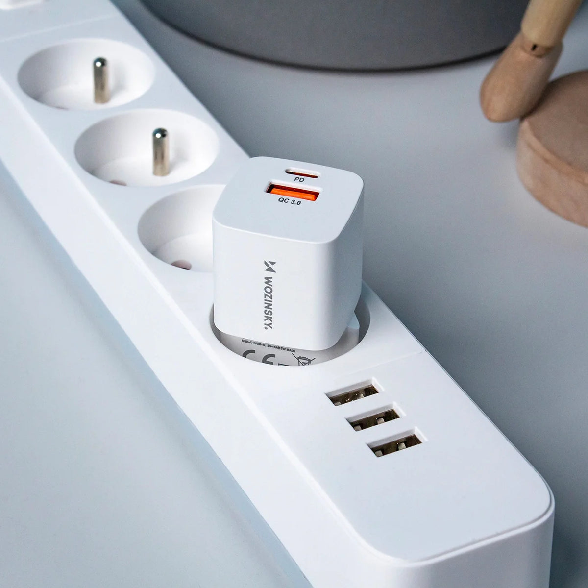 Carregador de Parede USB-C + USB-A 20W Wozinsky CMWCW Branco