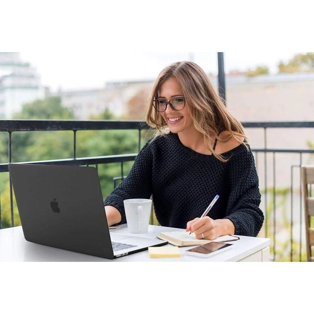 Capa Tech-Protect Transparente para MacBook Pro 13'' 2016-2022