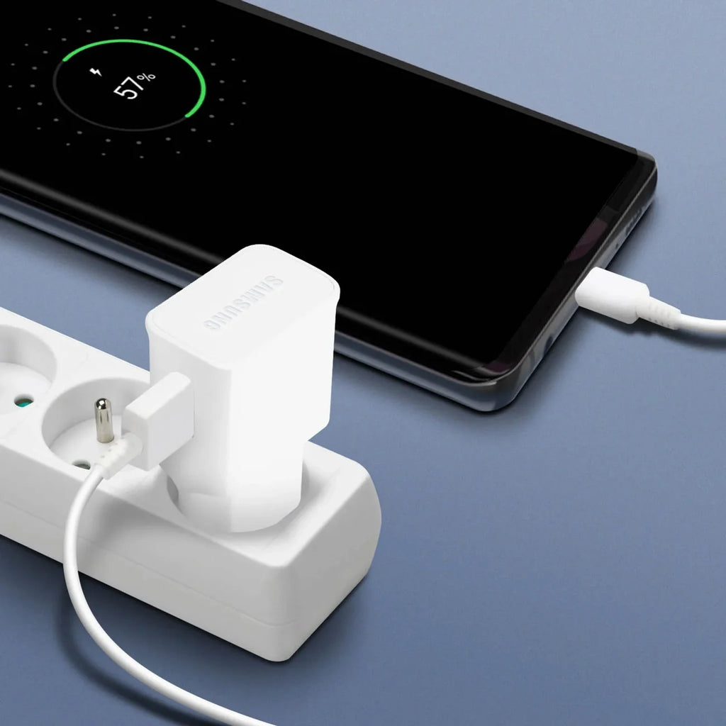Carregador USB-A Oficial Samsung Inclui cabo USB-A para USB-C 15W EP-DR140AWE