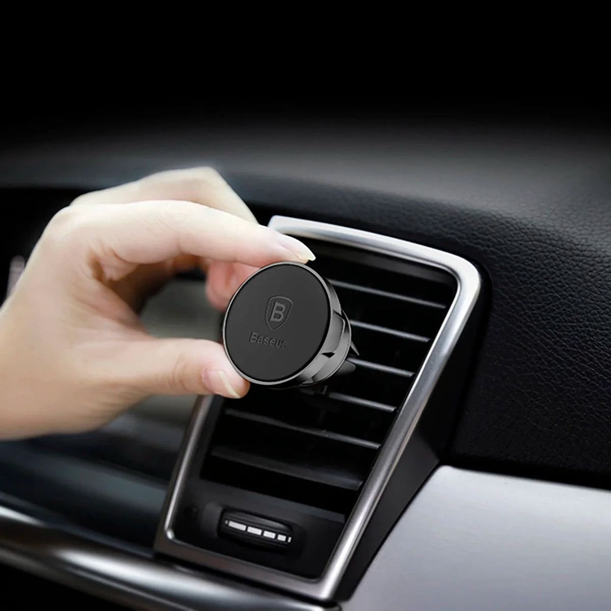 Suporte Magnético Preto para Ventoinha do Carro Baseus / Íman para Smartphone incluído