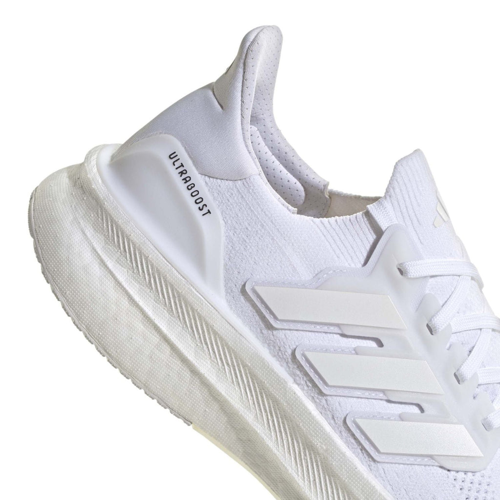 Adidas Ultraboost 5 – Branco