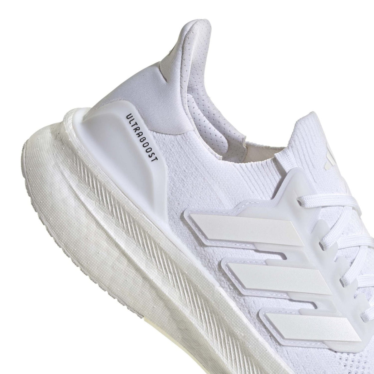Adidas Ultraboost 5 – Branco