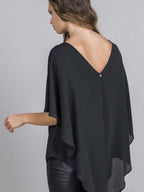 Blusa com Decote em V nas Costas – Preto