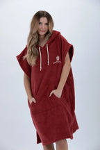 Poncho de Surf Pacifique Sud em Algodão sem Mangas – Bordô, Tamanho M