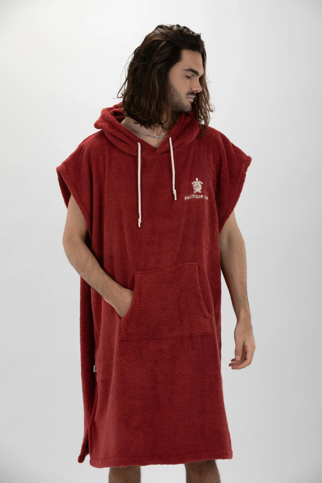 Poncho de Surf Pacifique Sud em Algodão sem Mangas – Bordô, Tamanho L