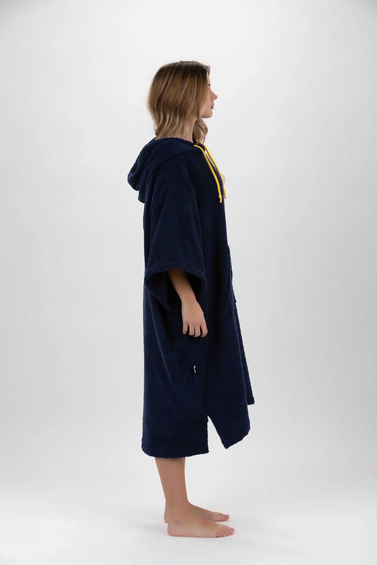 Poncho de Surf Pacifique Sud em Algodão com Mangas – Azul-marinho, Tamanho Único