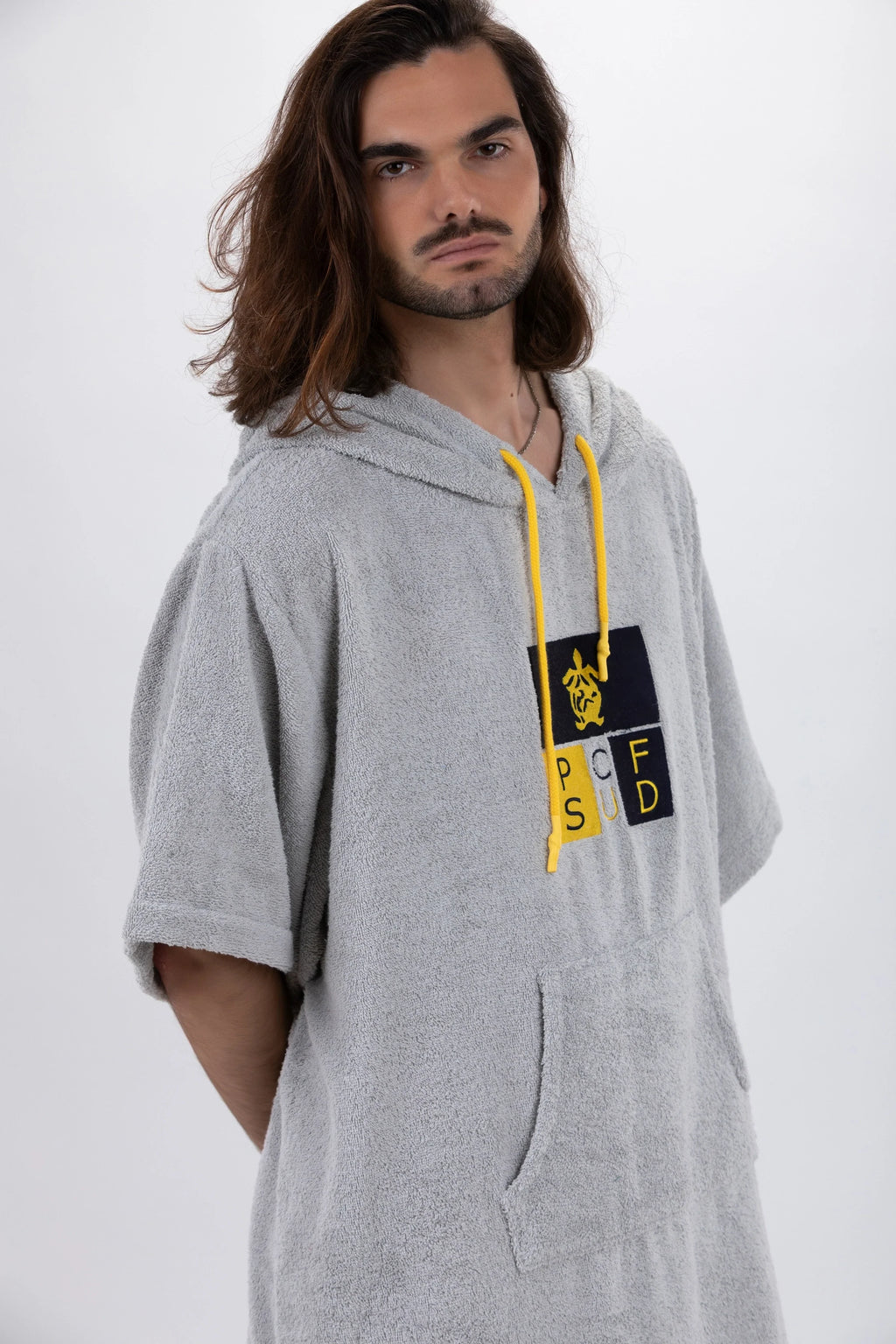 Poncho de Surf Pacifique Sud em Algodão com Mangas – Cinzento-claro, Tamanho Único