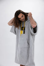 Poncho de Surf Pacifique Sud em Algodão com Mangas – Cinzento-claro, Tamanho Único