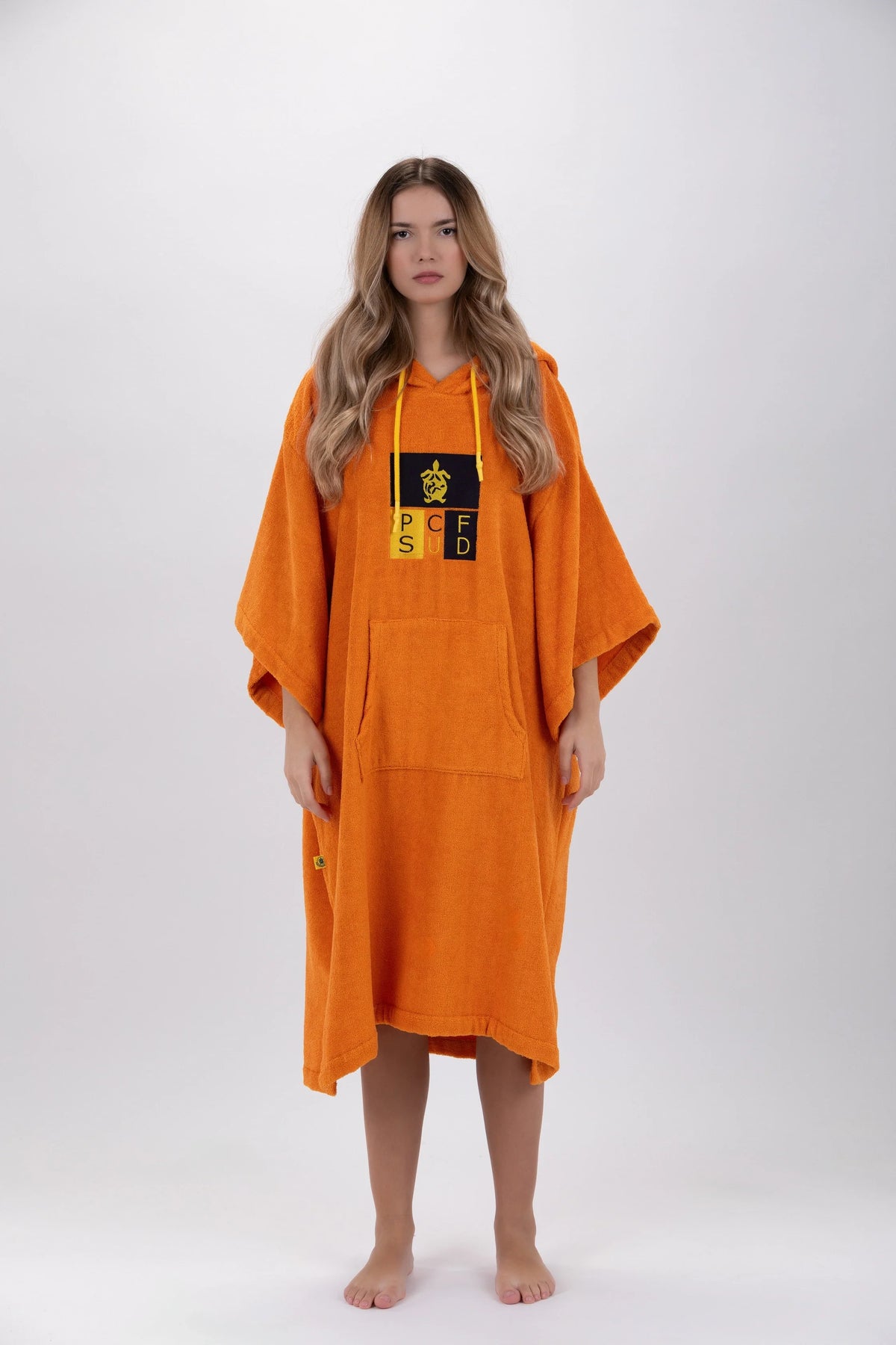 Poncho de Surf Pacifique Sud em Tencel com Mangas – Laranja, Tamanho Único