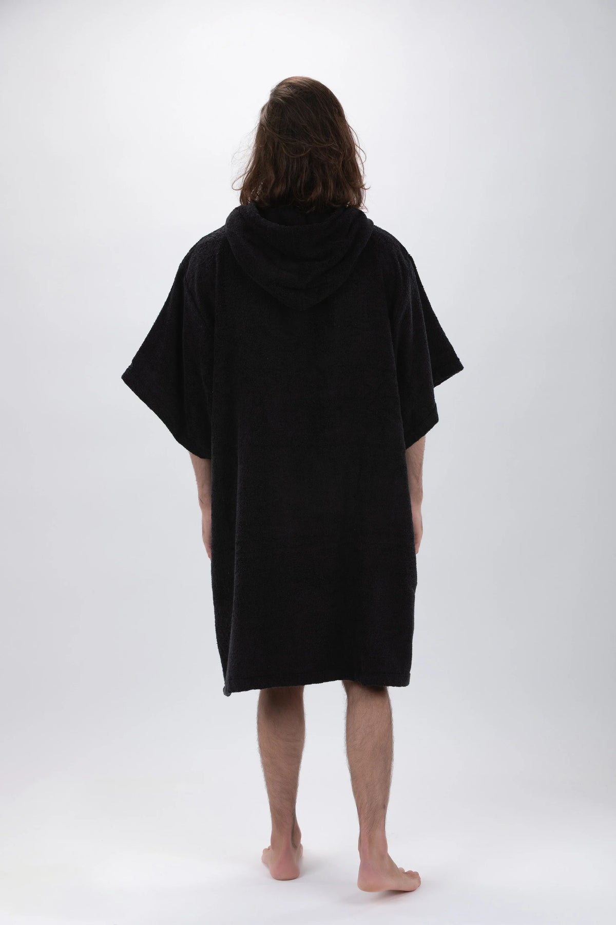Poncho de Surf Pacifique Sud em Tencel com Mangas – Preto, Tamanho Único