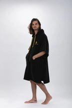 Poncho de Surf Pacifique Sud em Tencel com Mangas – Preto, Tamanho Único
