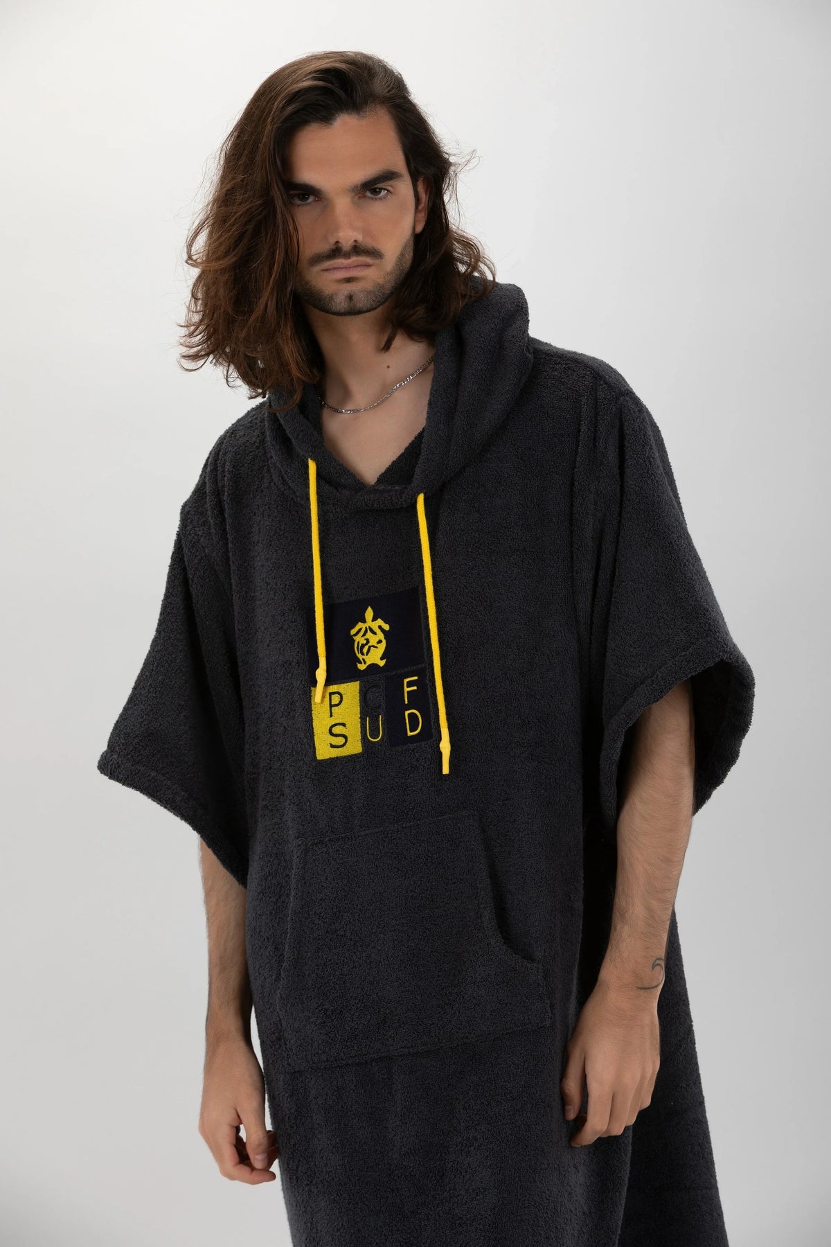 Poncho de Surf Pacifique Sud em Algodão com Mangas – Cinzento-escuro, Tamanho Único
