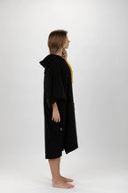 Poncho de Surf Pacifique Sud em Tencel com Mangas – Preto, Tamanho Único