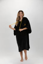 Poncho de Surf Pacifique Sud em Tencel com Mangas – Preto, Tamanho Único