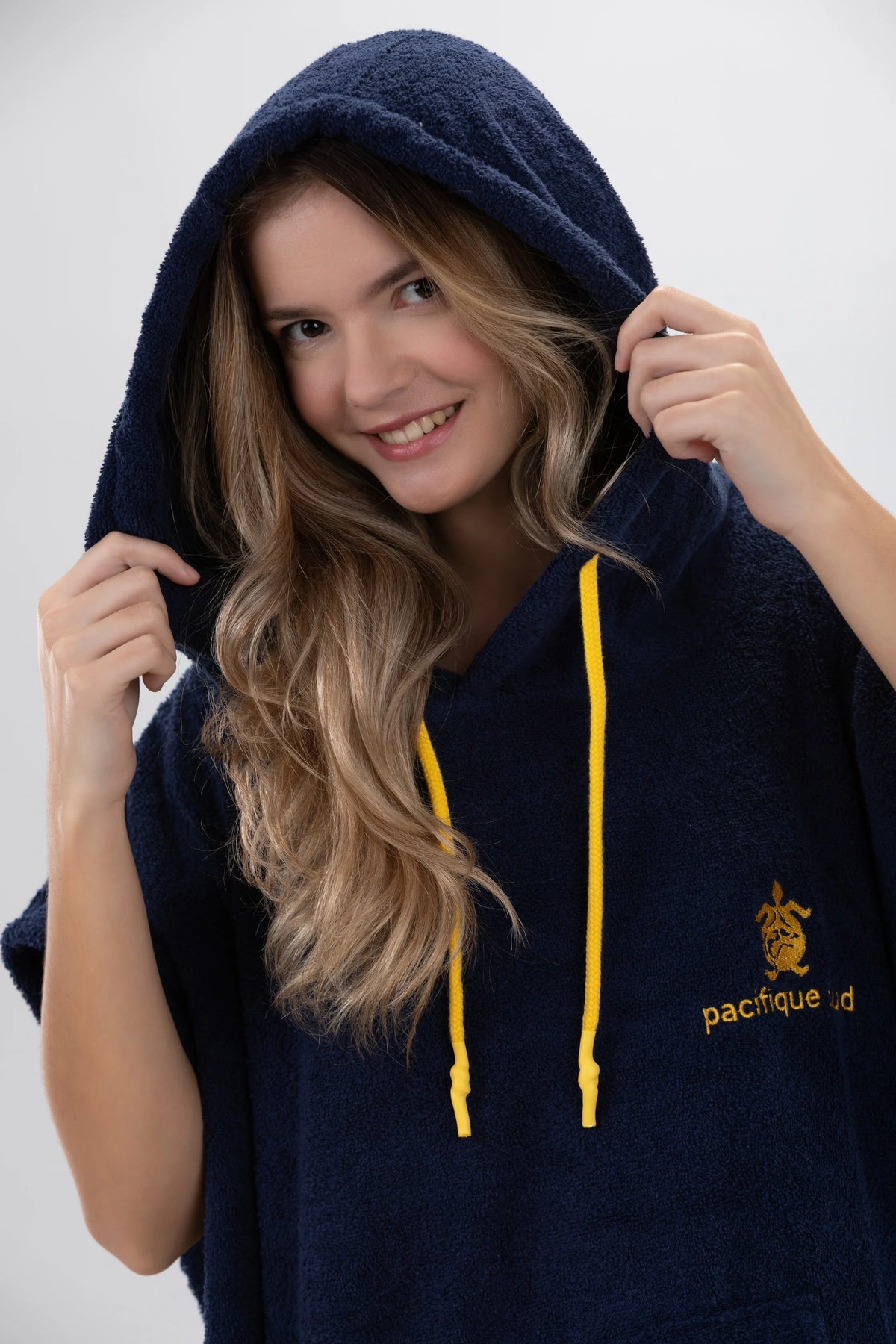 Poncho de Surf Pacifique Sud em Algodão sem Mangas – Azul-marinho, Tamanho M