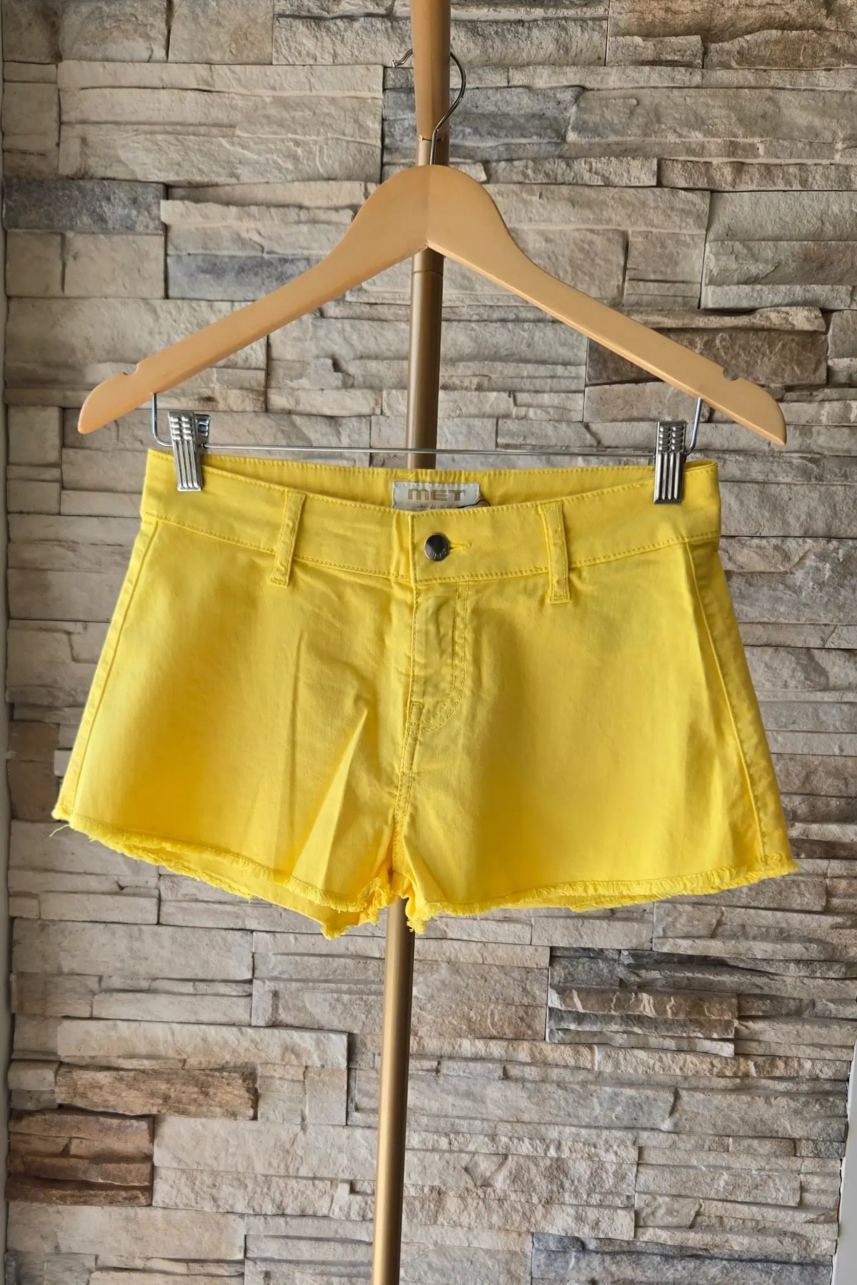 Calções Curtos de Ganga – Amarelo