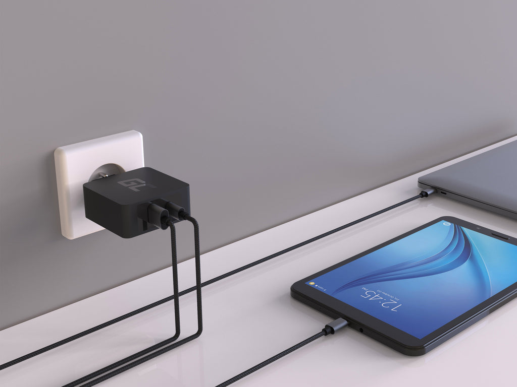 Carregador Universal Green Cell CHAR10 45W USB-C + USB-A QC3.0 Preto